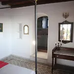 Nyaraló Stone House *